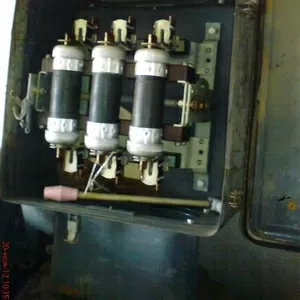 Электрорубильник трехфазный со шкафом марки ЯВЗ 32-42