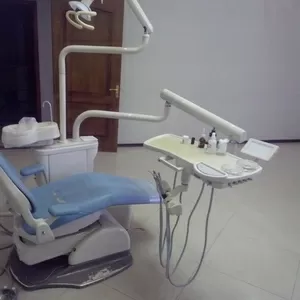 Продам стоматологическую установку с креслом.