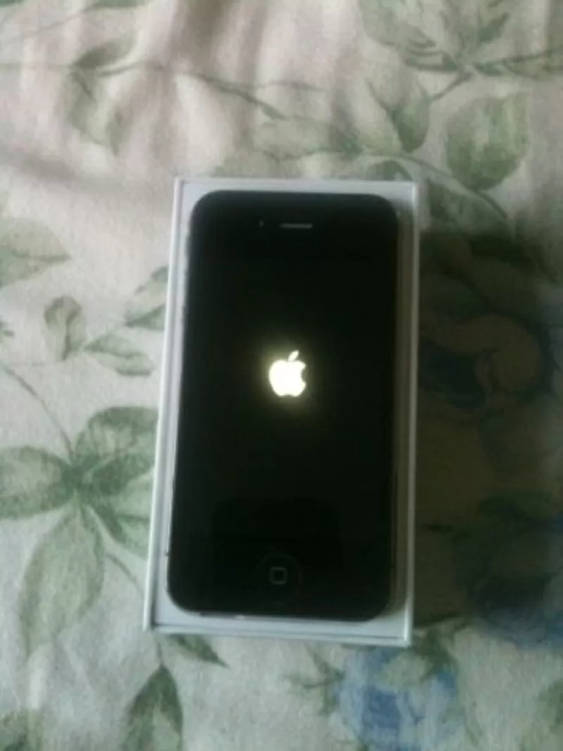 Продам apple iPhone 4