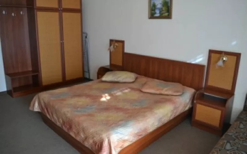 Продается 5-ти этажный гостевой дом в поселке Утес (Крым) 11