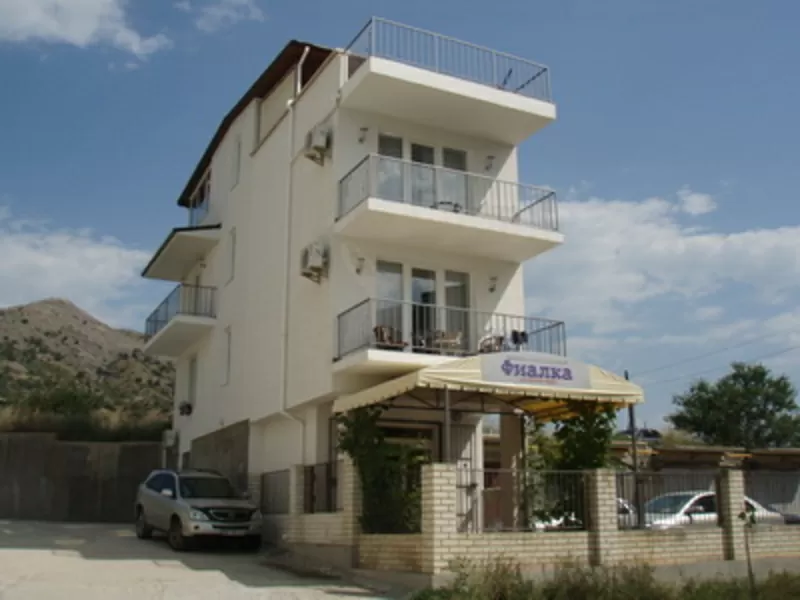 Судак,  гостевой дом Фиалка,  цены на жилье в Уютном 2021