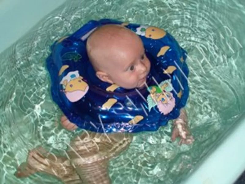 Круг на шею Baby Swimmer для купания детей от0 до24 мес.